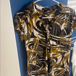 Multi colored short sleeve dress shirt